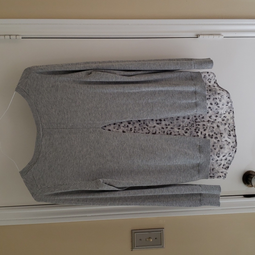 Sweater - Picture 2 of 3